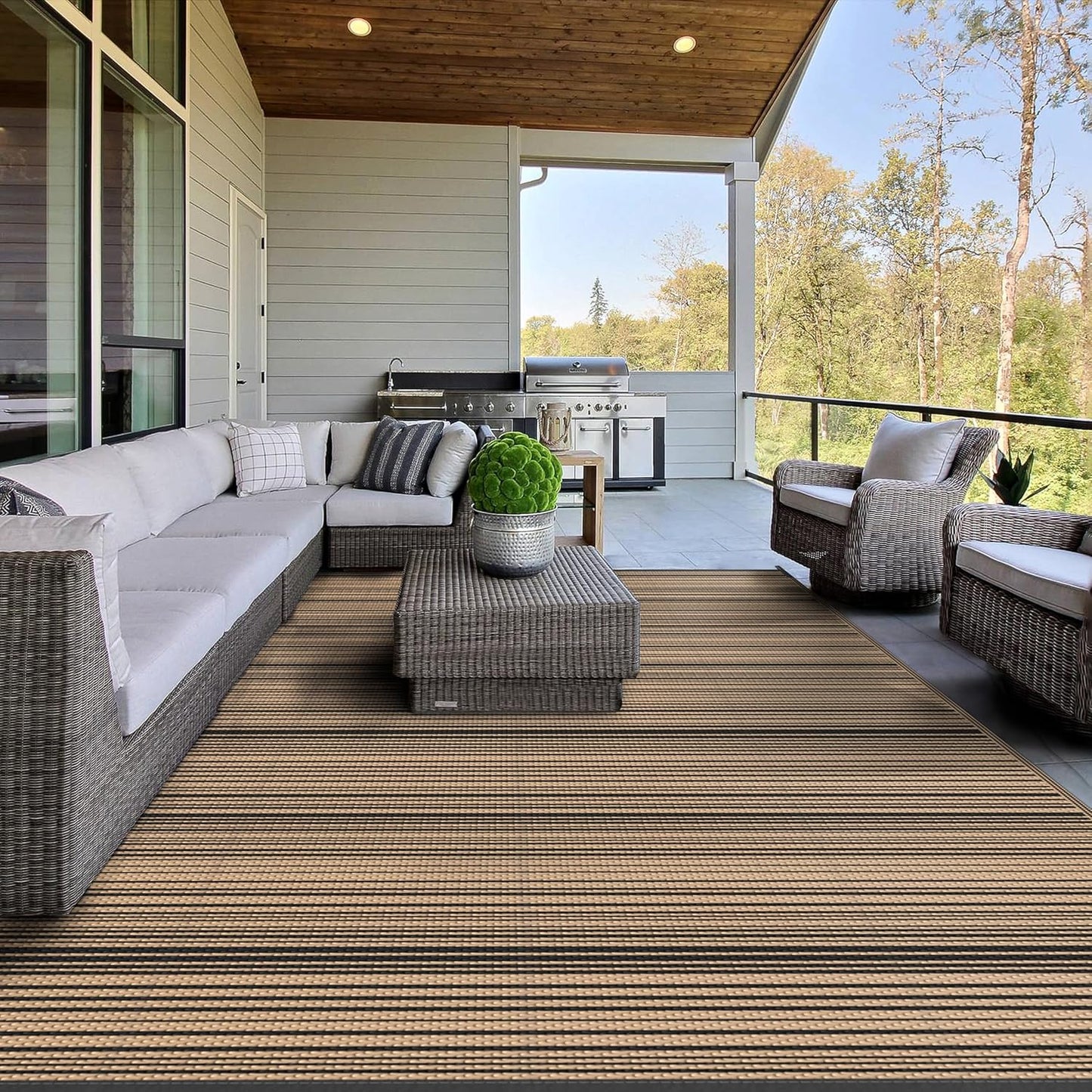 GENIMO Simple Striped Waterproof Outdoor Rug