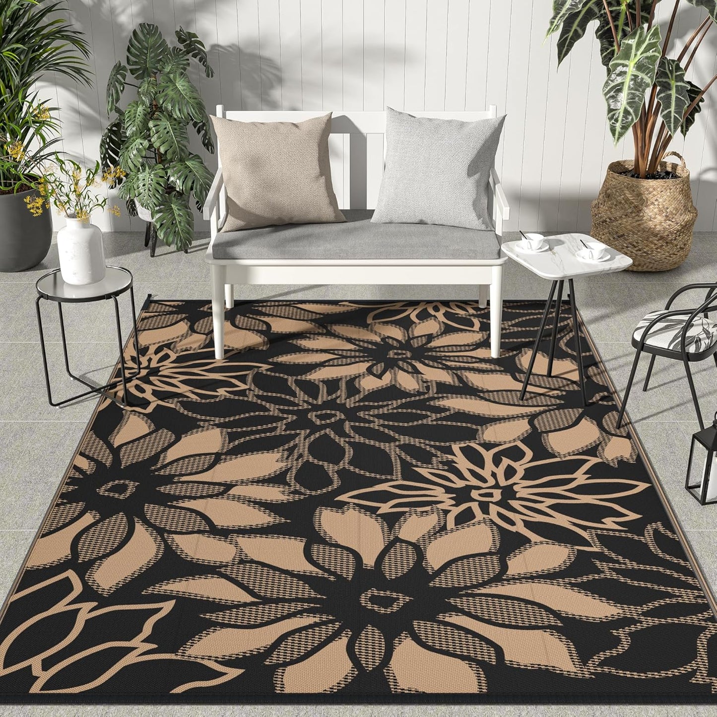 GENIMO Daisy Pattern Reversible Waterproof Outdoor Rug