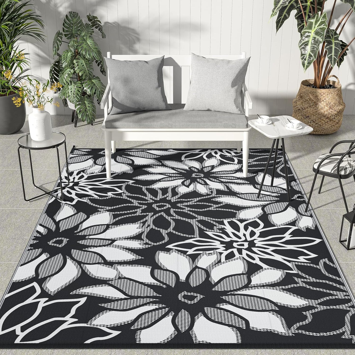 GENIMO Daisy Pattern Reversible Waterproof Outdoor Rug