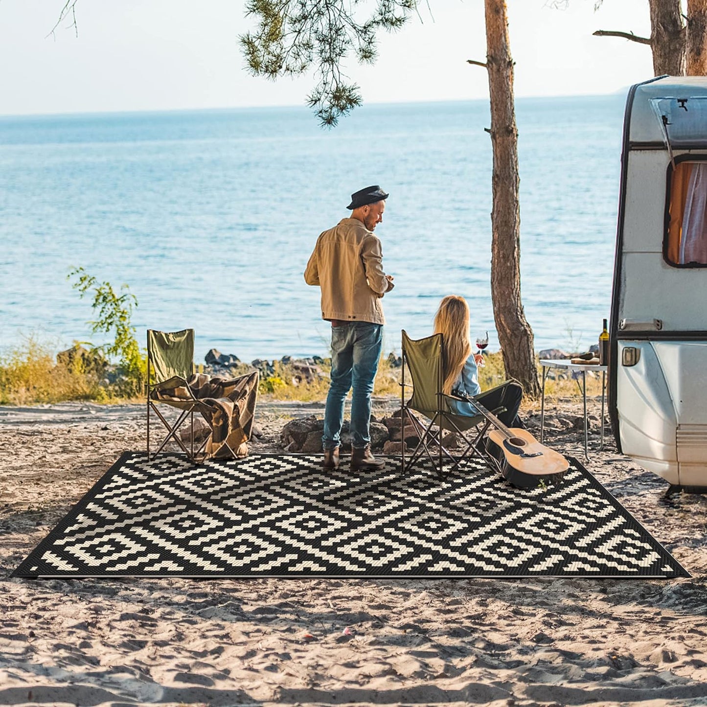 GENIMO Rhombic Printed Double Sided Waterproof Outdoor Rug Black