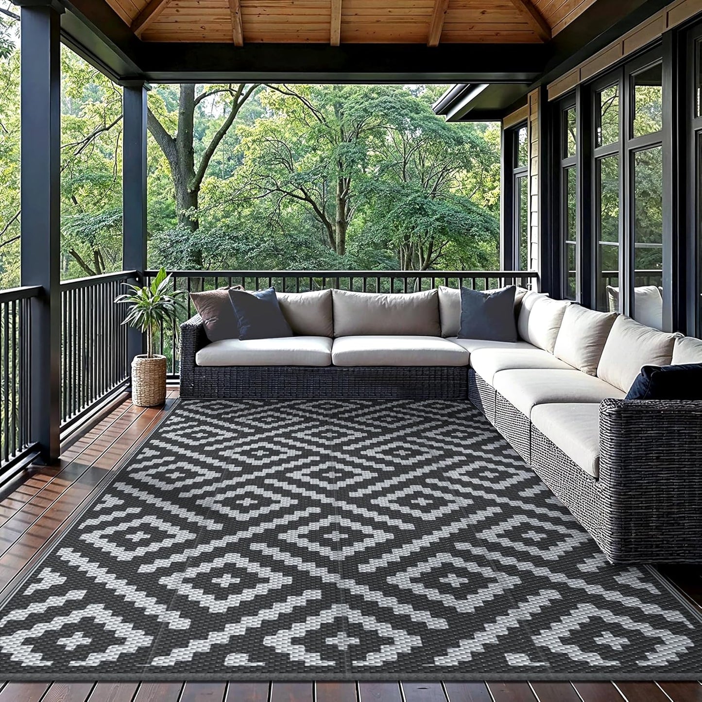GENIMO Rhombic Printed Double Sided Waterproof Outdoor Rug Black