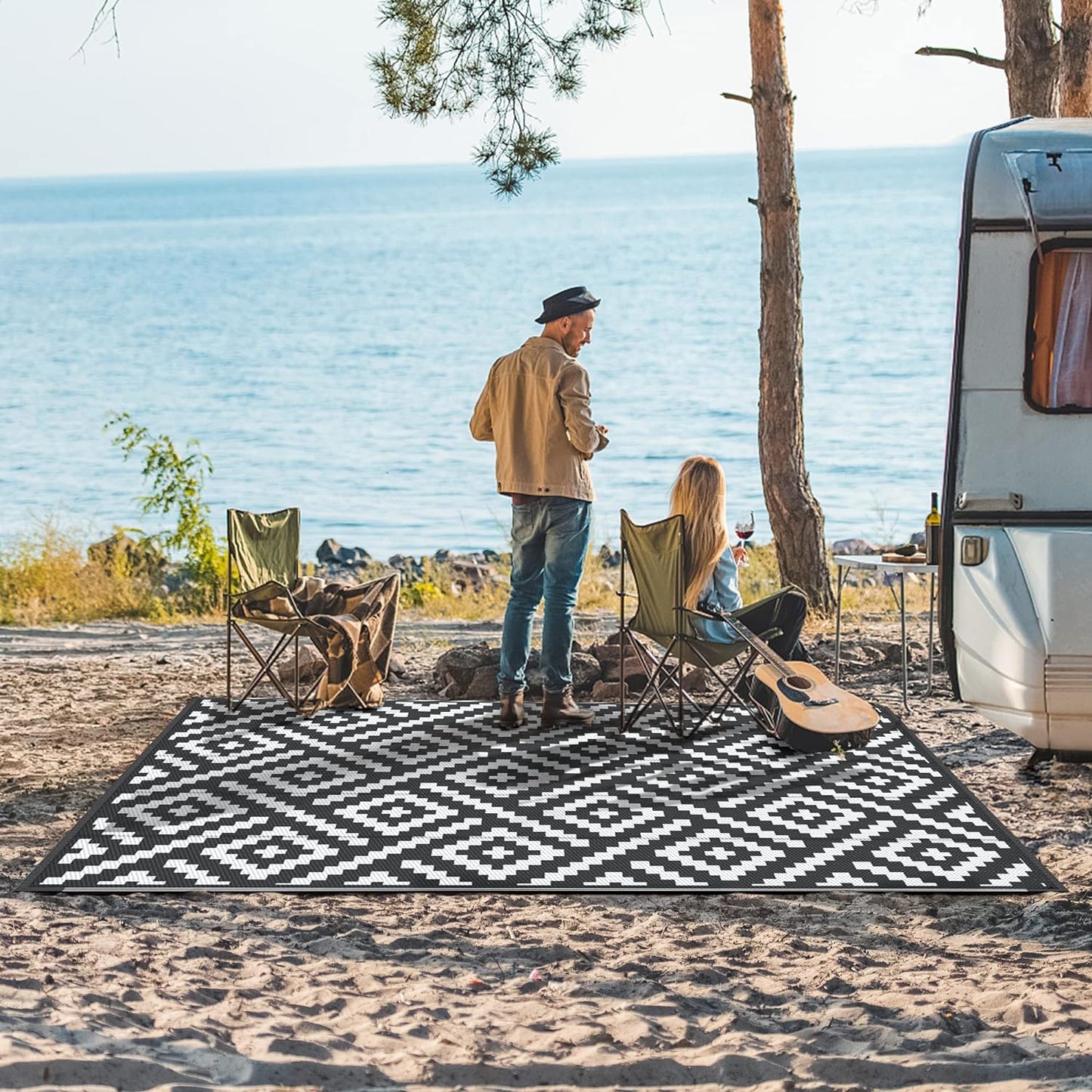 GENIMO Rhombic Printed Double Sided Waterproof Outdoor Rug Black