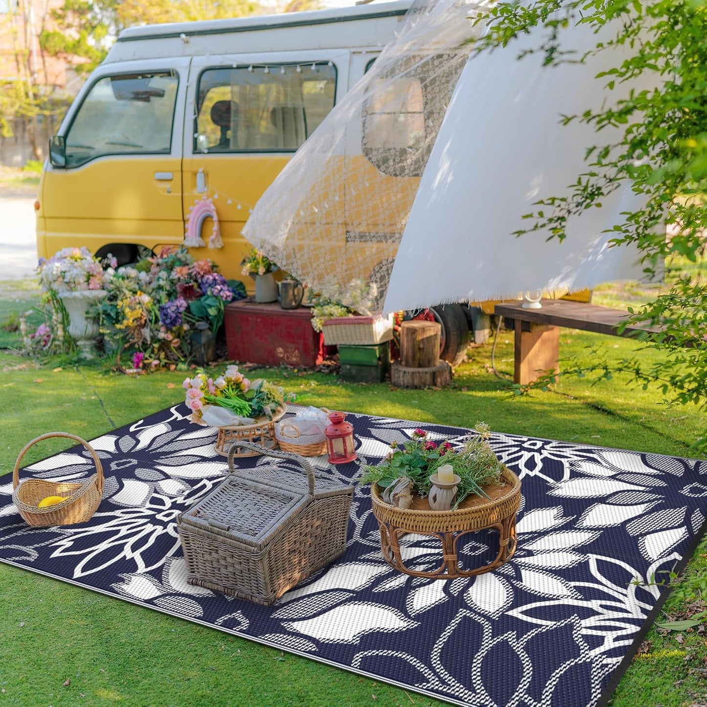 GENIMO Daisy Pattern Reversible Waterproof Outdoor Rug