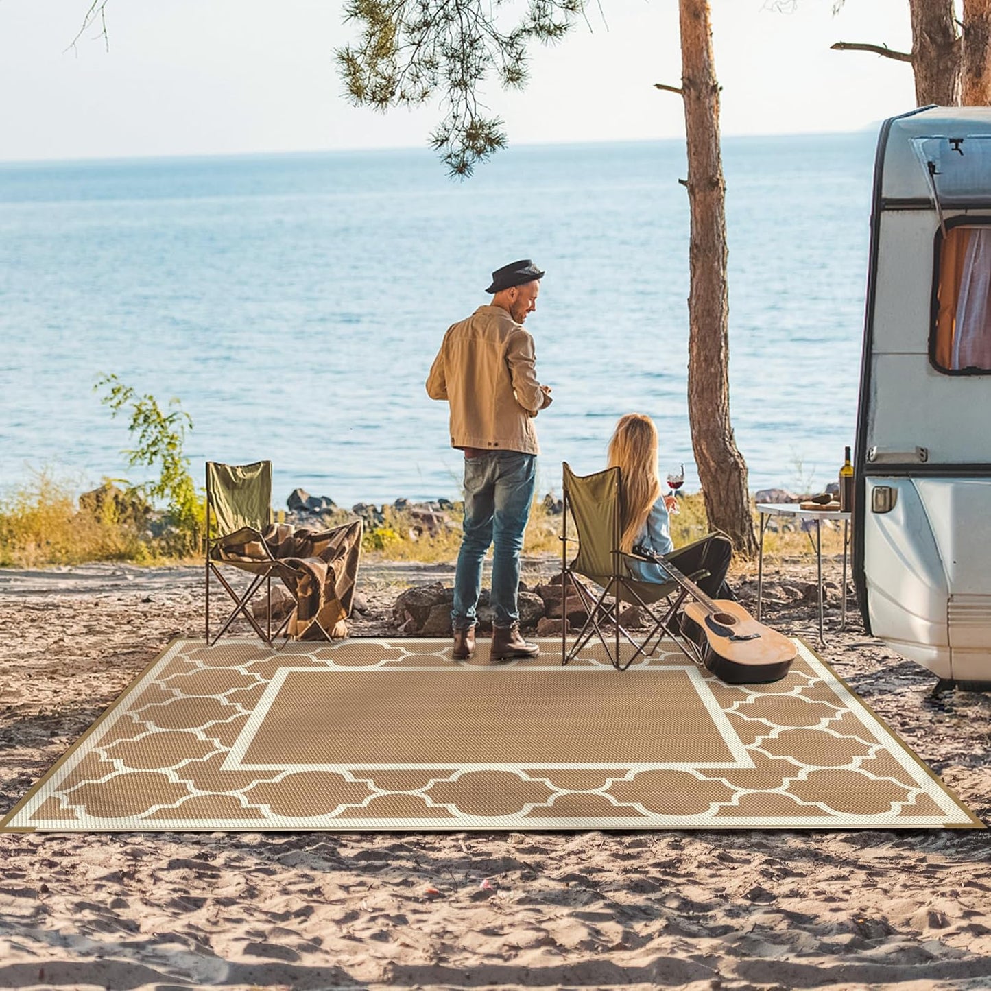 GENIMO Symmetrical Geometric Aesthetic Waterproof Reversible Outdoor Rug Brown