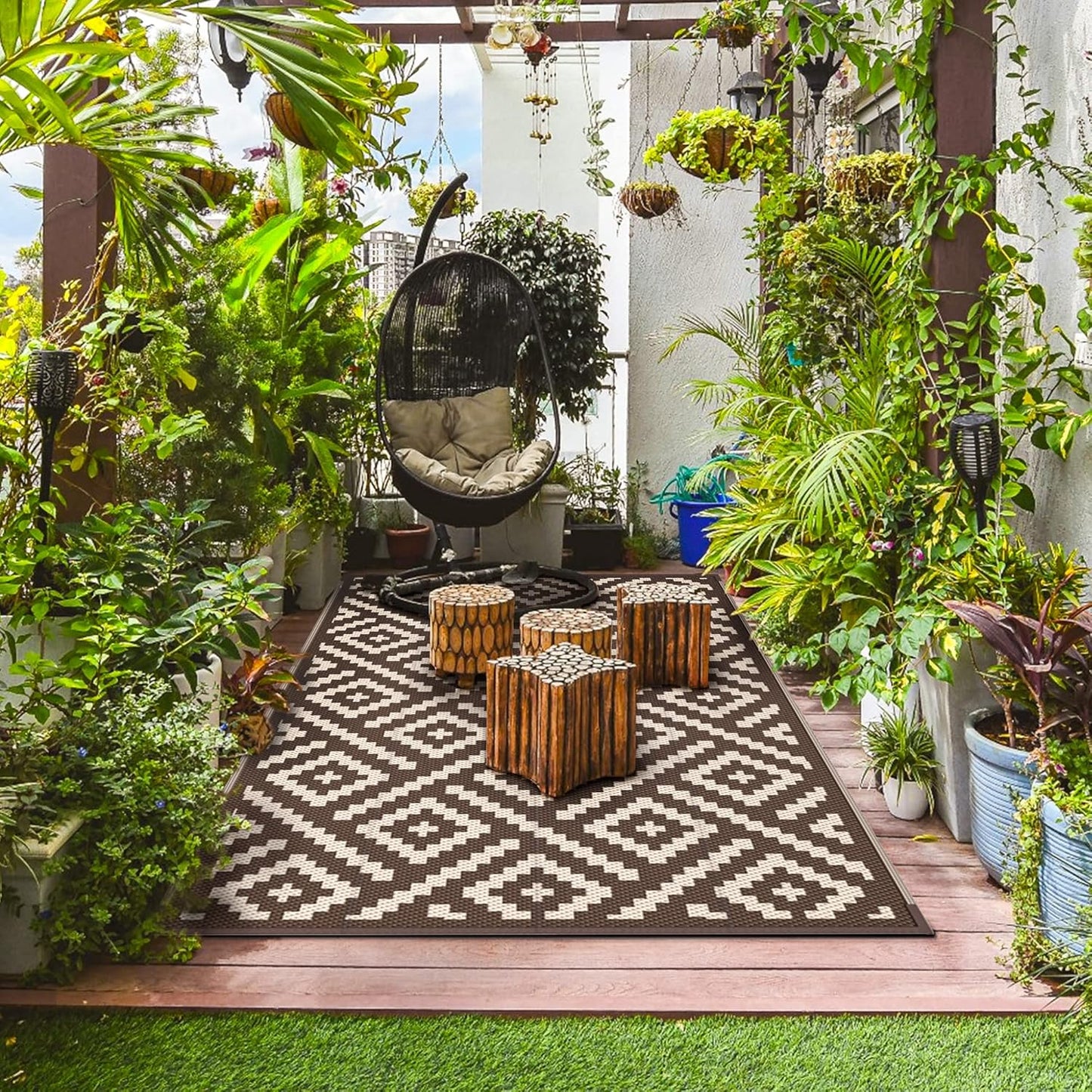 GENIMO Rhombic Printed Double Sided Waterproof Outdoor Rug Brown