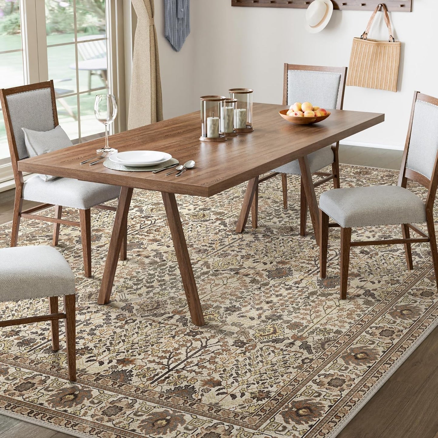 GENIMO Vintage Floral Rug Non-Shedding Distressed Area Rug