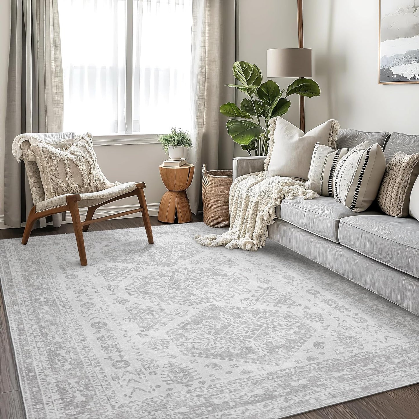 GENIMO Vintage Distressed Print Grey Floral Medallion Accent Area Rug