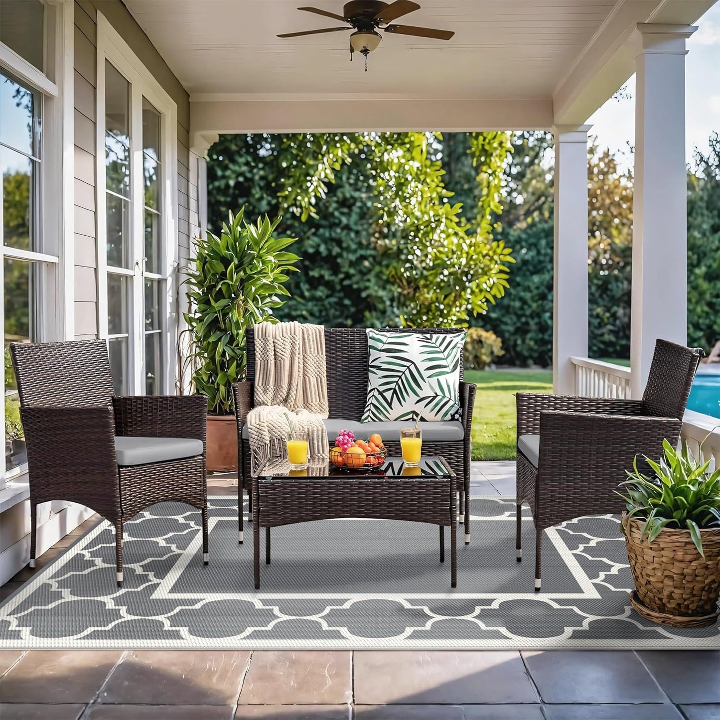 GENIMO Symmetrical Geometric Aesthetic Waterproof Reversible Outdoor Rug Gray