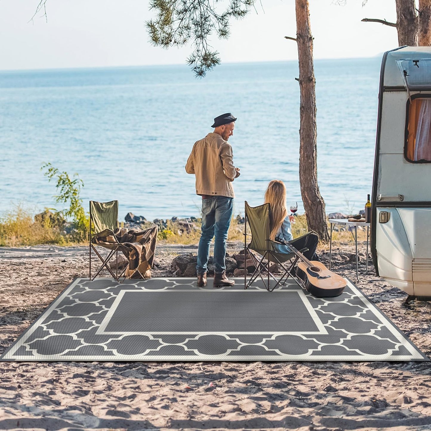 GENIMO Symmetrical Geometric Aesthetic Waterproof Reversible Outdoor Rug Gray