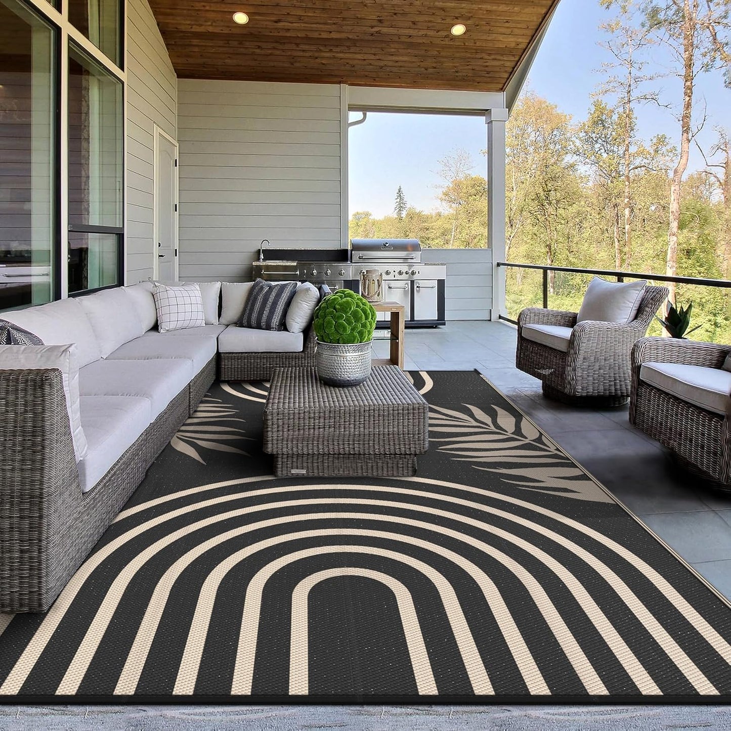 GENIMO Oval Stripe Geometric Pattern Reversible Waterproof Outdoor Rug
