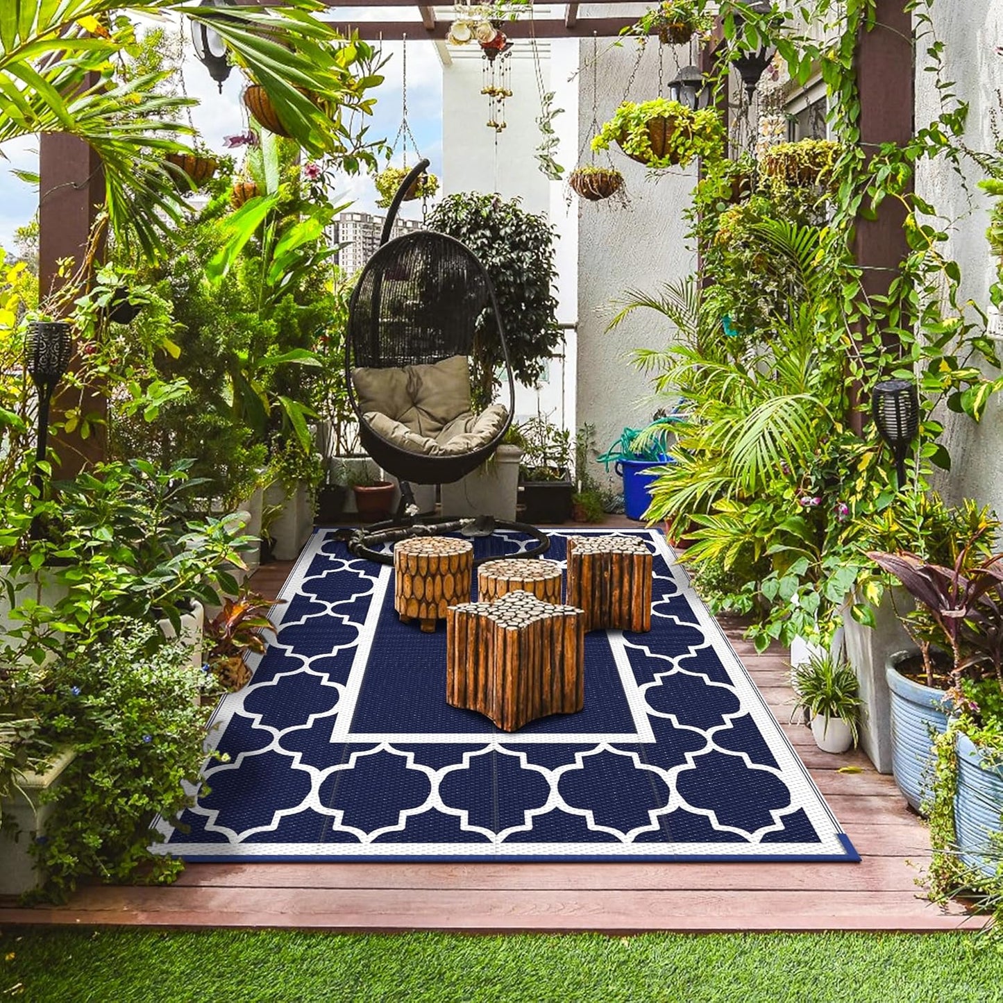 GENIMO Symmetrical Geometric Aesthetic Waterproof Reversible Outdoor Rug Blue