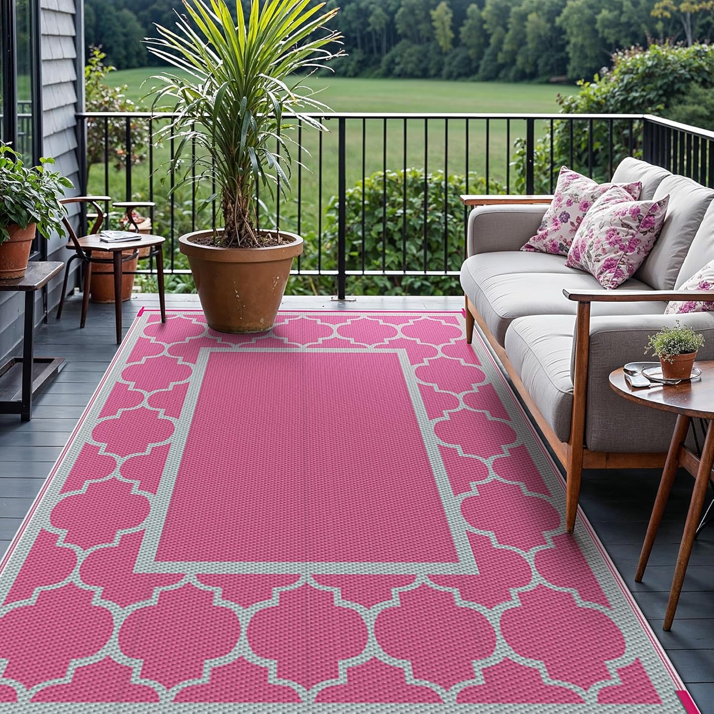 GENIMO Symmetrical Geometric Aesthetic Waterproof Reversible Outdoor Rug Gray