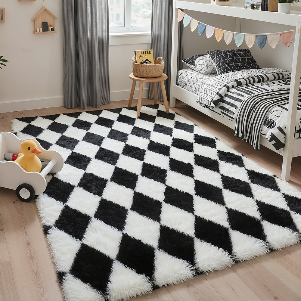 Haven Checkered Fluffy Shag Rug in Black & White | GENIMO