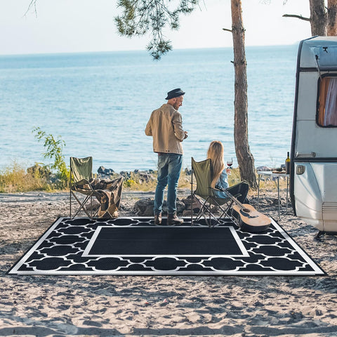 GENIMO Symmetrical Geometric Aesthetic Waterproof Reversible Outdoor Rug Black